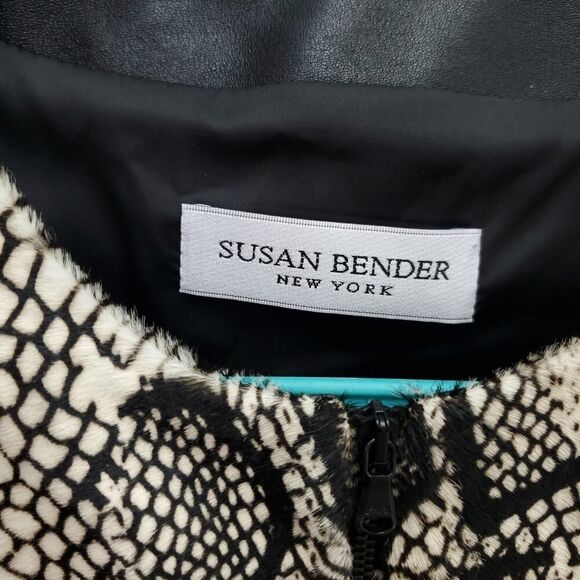 SUSAN BENDER Calf Hair Leather And Silk Python Snakeskin Print Crop Moto Jacket - Picture 5 of 16